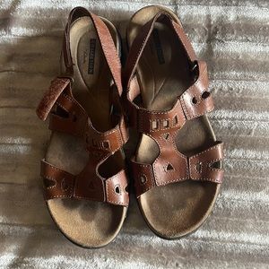 Clarks Sandals Size 8